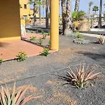 Beautiful Garden Flat Nearly Refurbished Free Wifi
