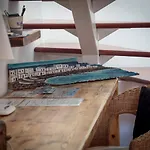 Casa Silencio