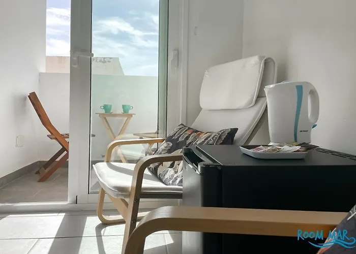 Room Mar Wifi Free , Private Bathroom And Terrace