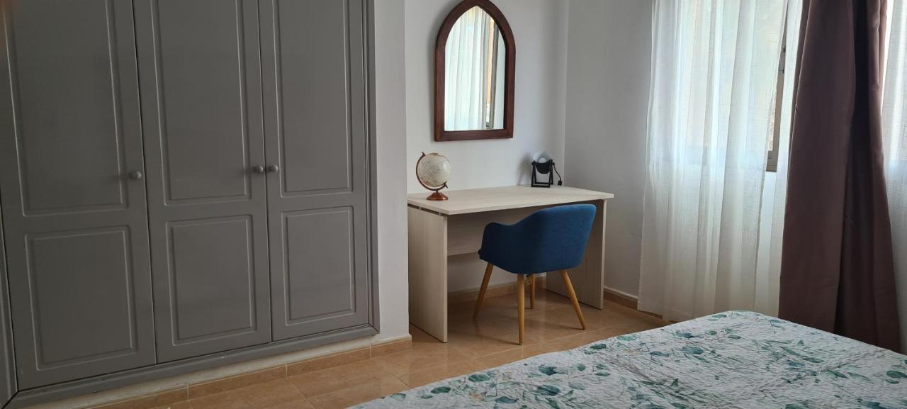 Beautiful Garden Flat Nearly Refurbished Free Wifi