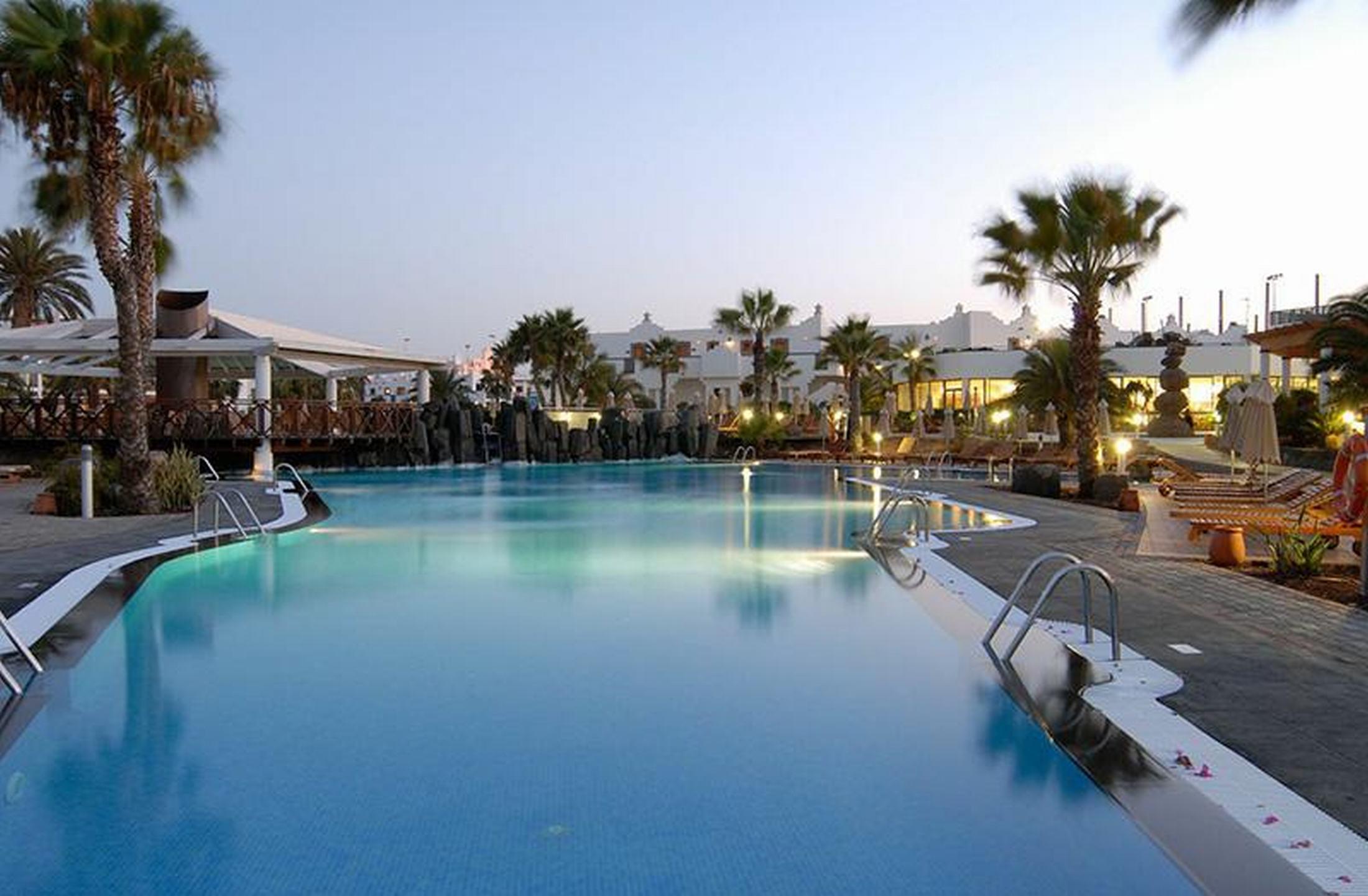 Marismas De Aparthotel 3*