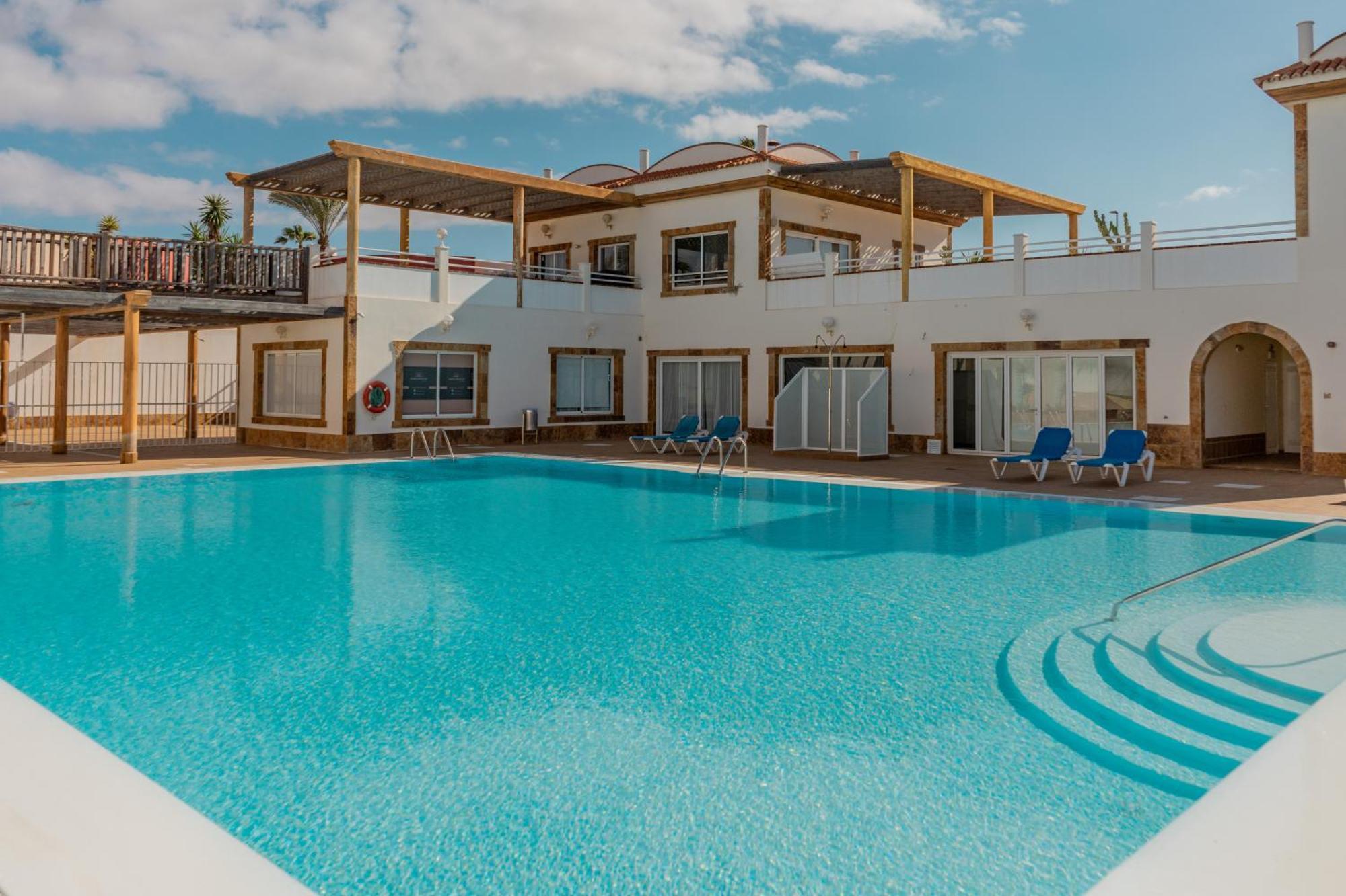 Pina Villa *