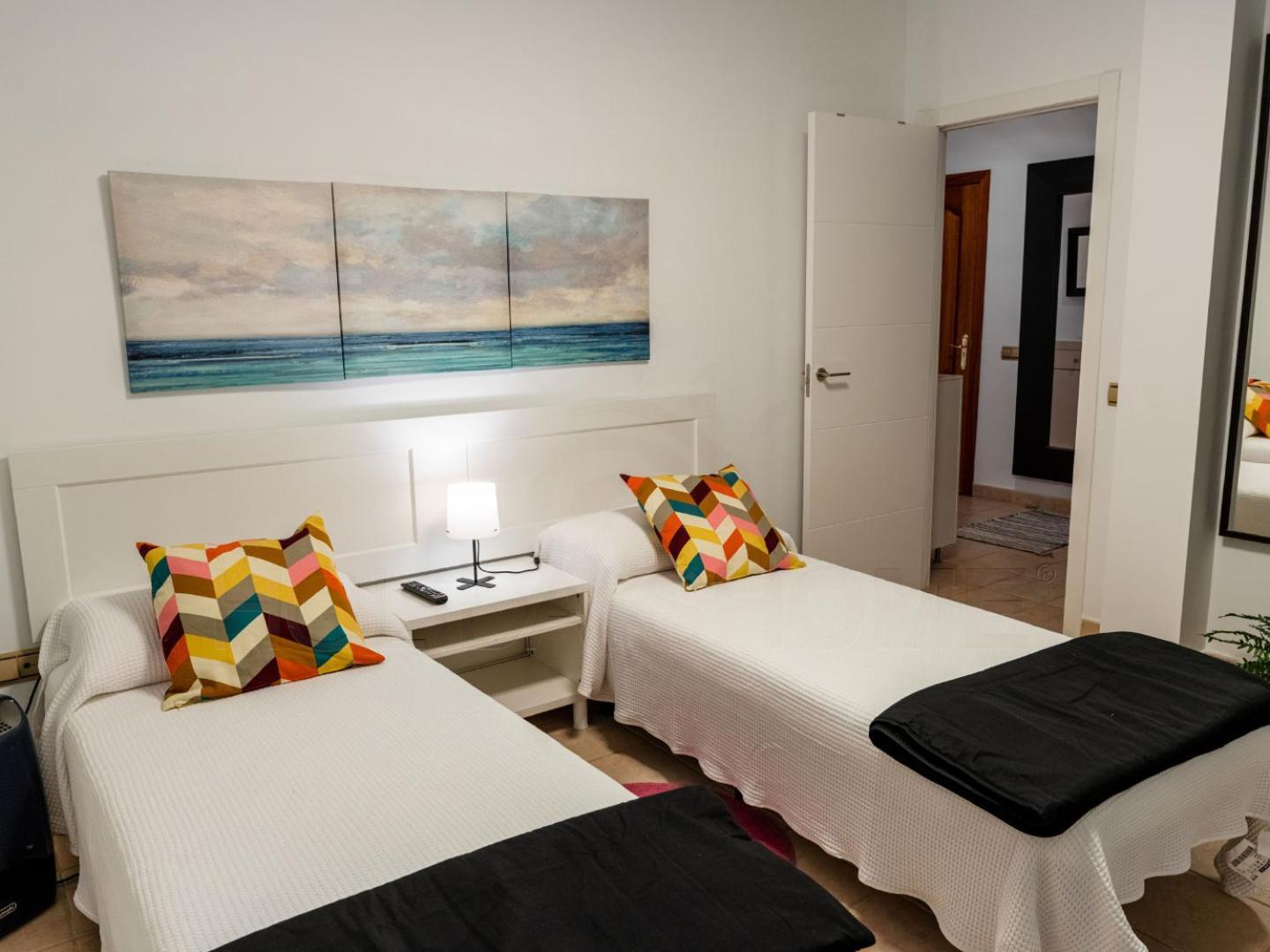 Oasis Beachfront By Holidays Villa *
