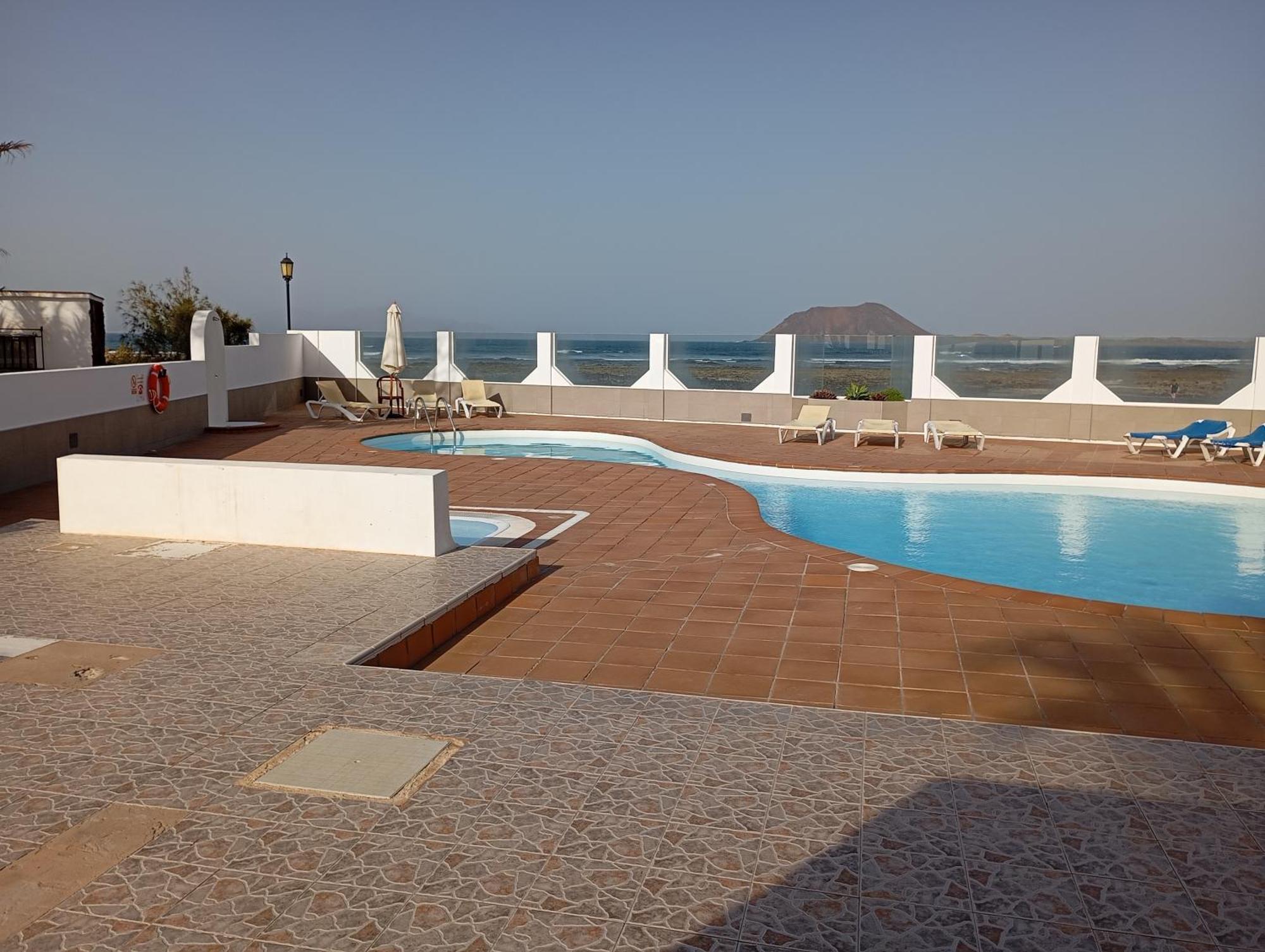 Casa Dalia, Frontbeach, Piscina, Ferienhaus Corralejo