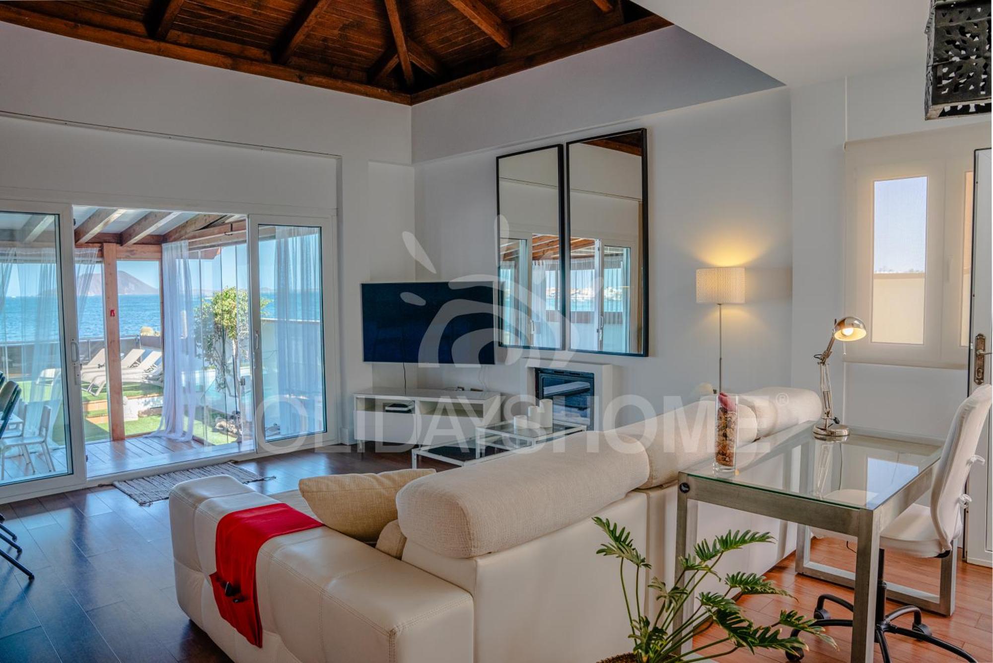 Oasis Beachfront By Holidays Corralejo