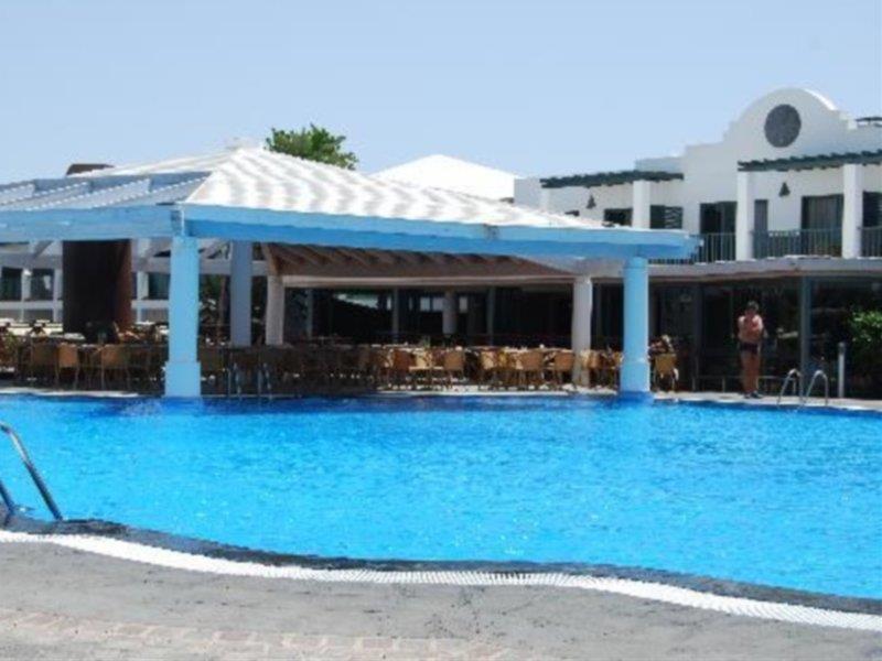Aparthotel Marismas De