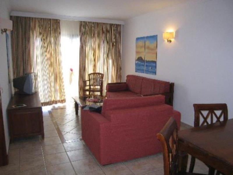 Aparthotel Marismas De 3*
