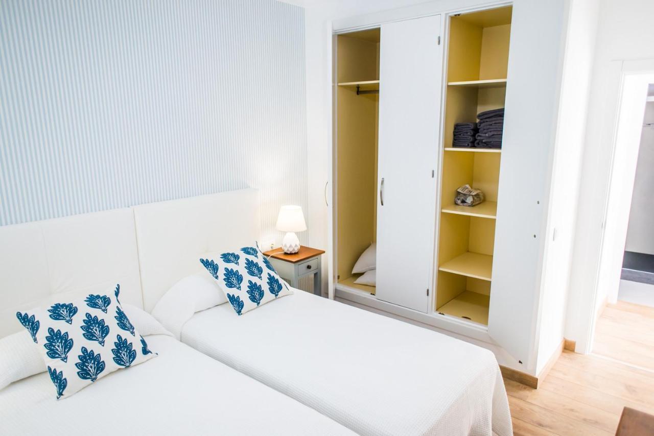 Luxury 'la Bonita' With Private Heated Pool, Bbq & Free Wifi- Suiteable For Familiesfriends * Corralejo