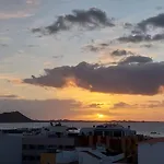 Precioso Atico Con Vistas Al Mar Parking Gratuito