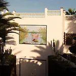 Villa Los Flamencos By Veaco- Beachfront & Pool