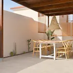 Casa Mareterra - Design Villa With Pool And Terrace Near Corralejo And Lajares