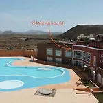 Casa Roja - Banama