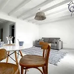 B-Rent Bluemarlin Boutique Sea View