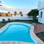 Villa El Roque