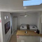 Apartment Located Near The Beach