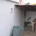 Apartment Located Near The Beach