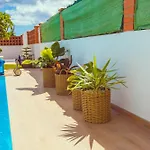 Villa Mami
