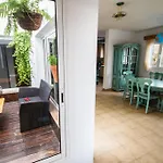 Surfhouse