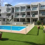Nice And Sunny Apartment