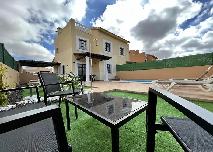 La Casa Amarilla - Mirador Lobos Golf