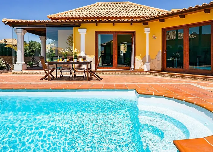 Villa Relax 2 Private Pool Corralejo By Holidays Home
