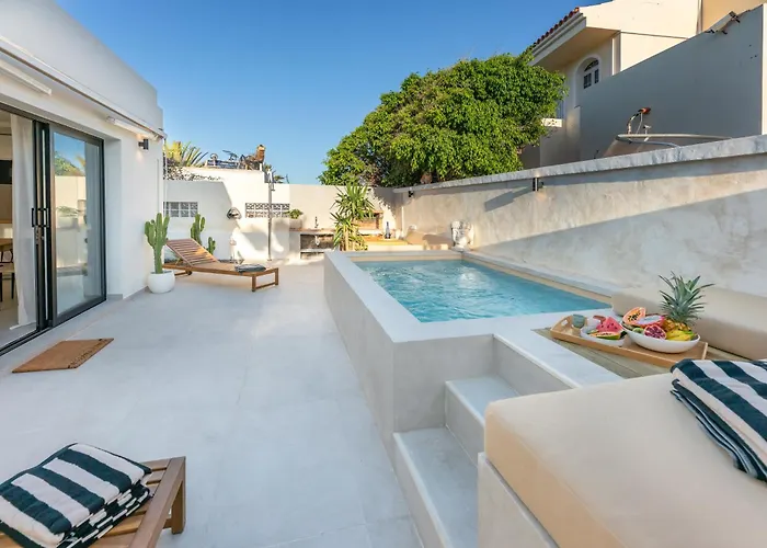 Apartment Urban Chill Private Pool Corralejo By Holidays Home