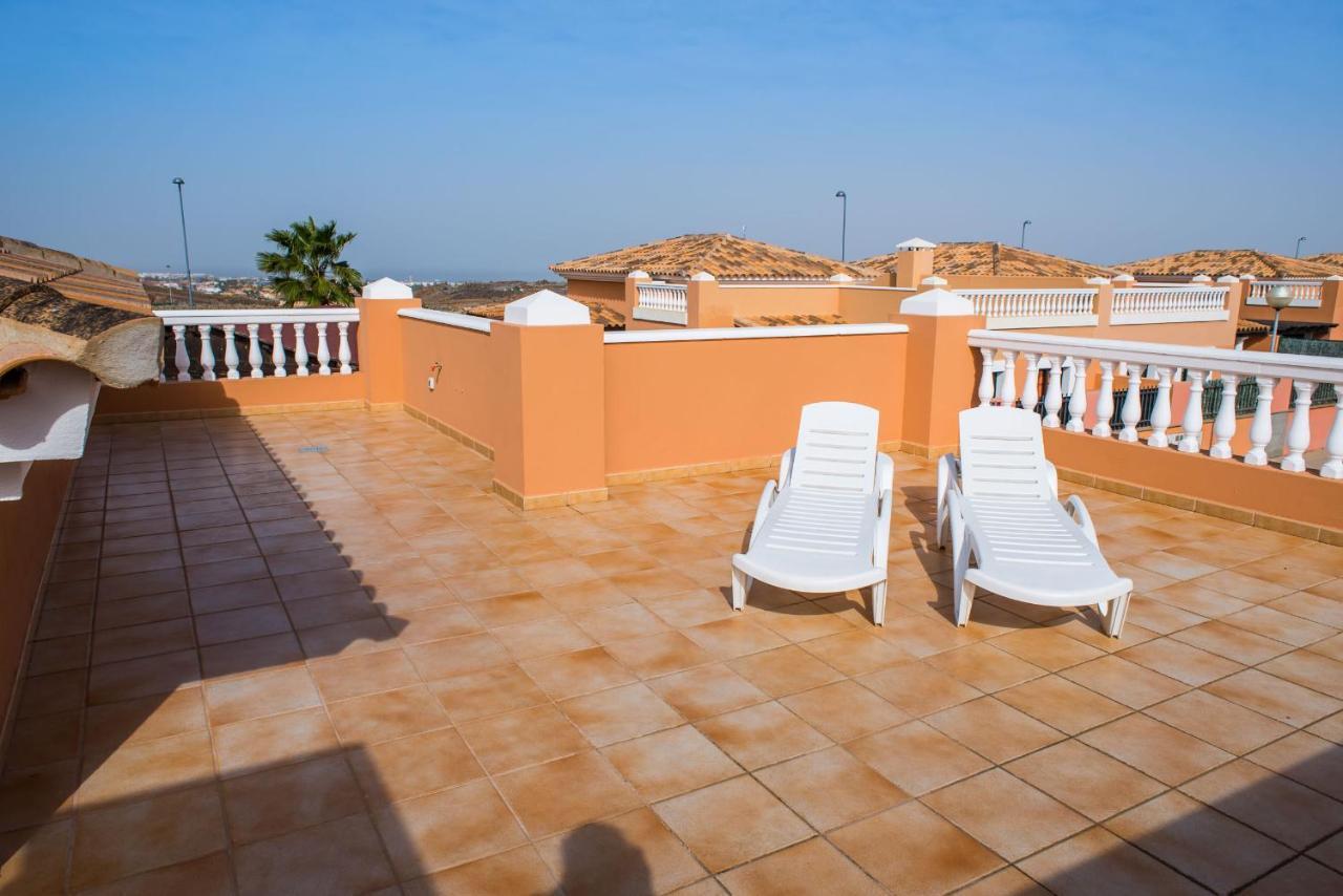 Joy Private Pool By Holidays Villa *