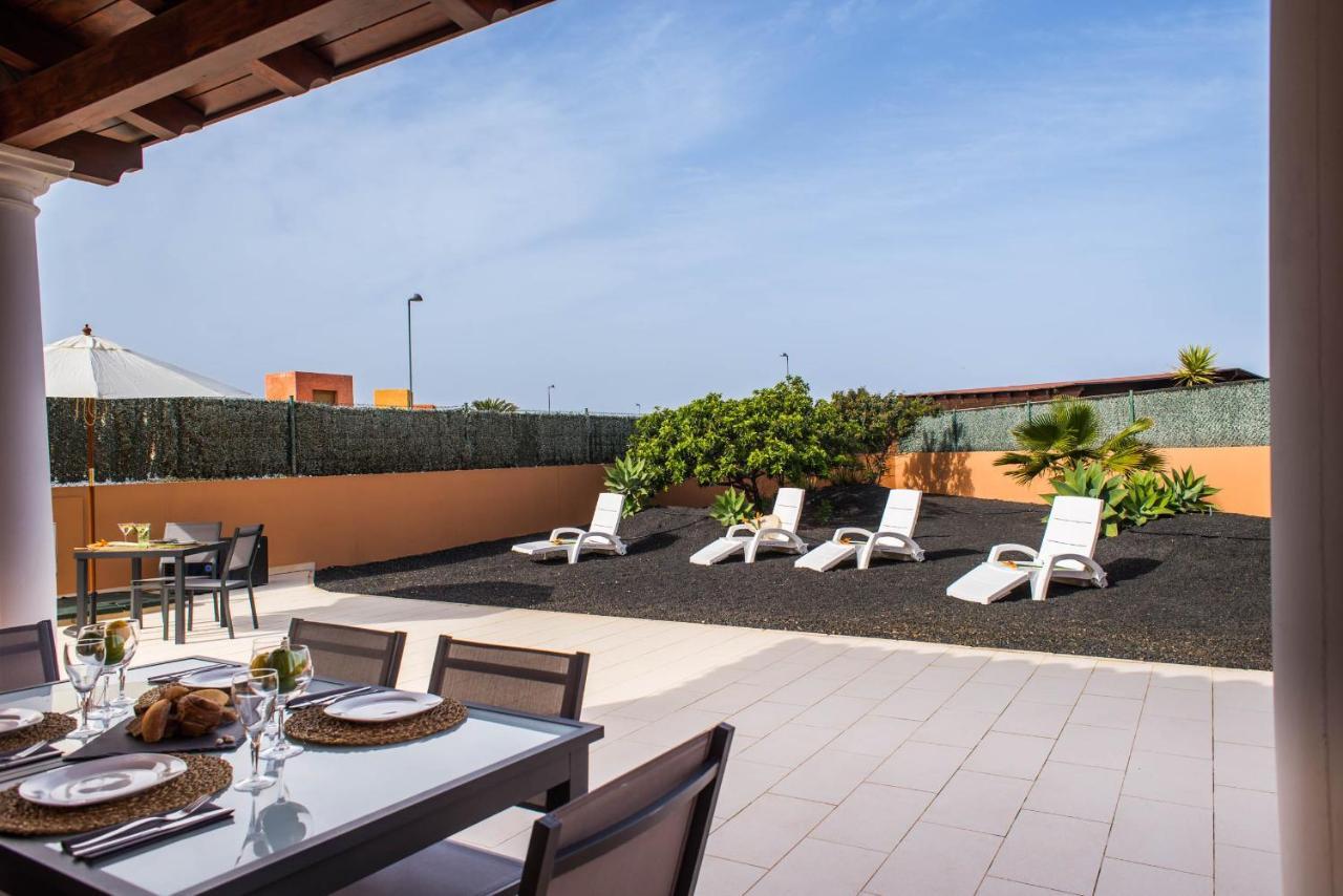 Joy Private Pool By Holidays * Corralejo