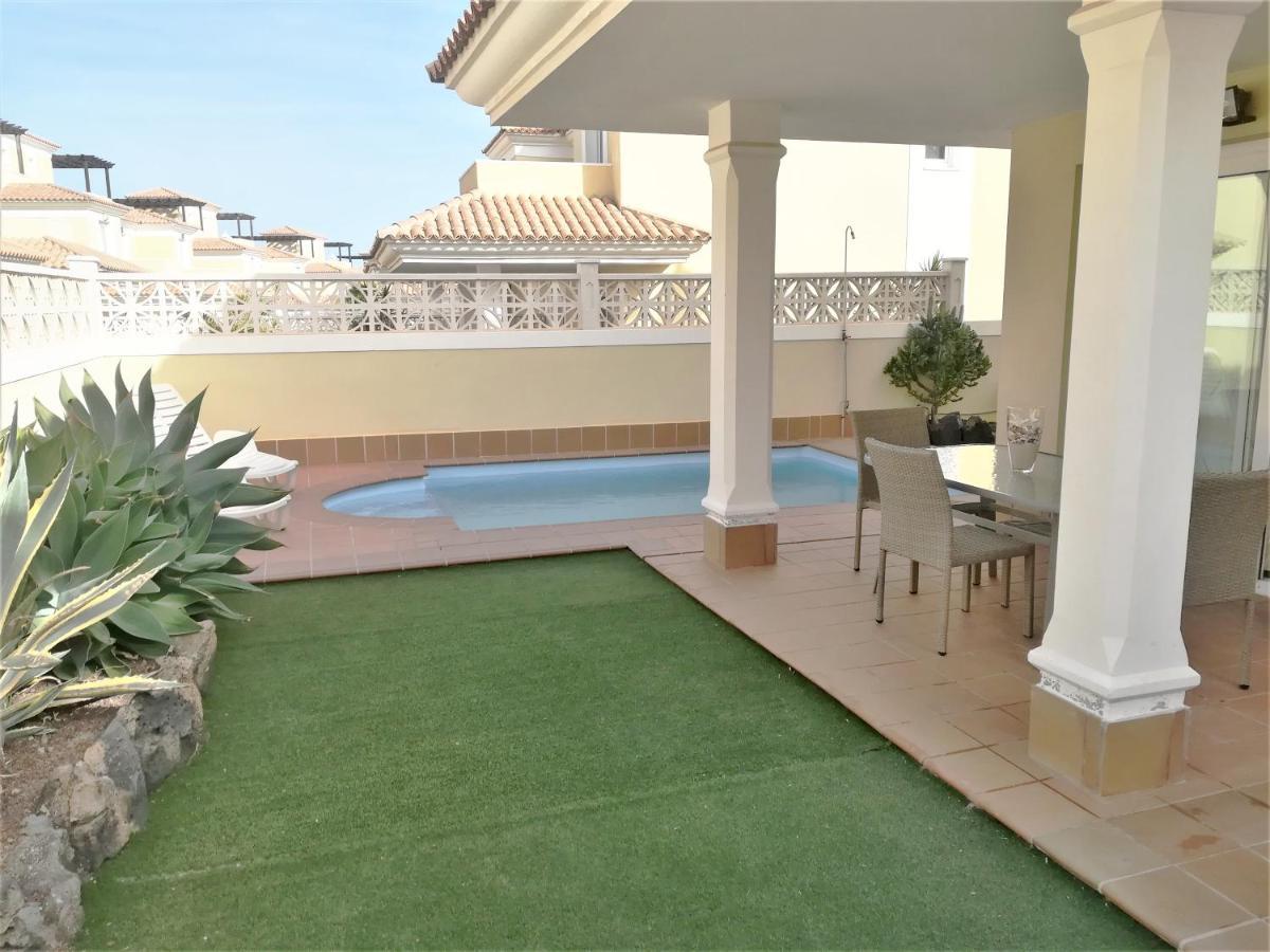 Rosa Corralejo