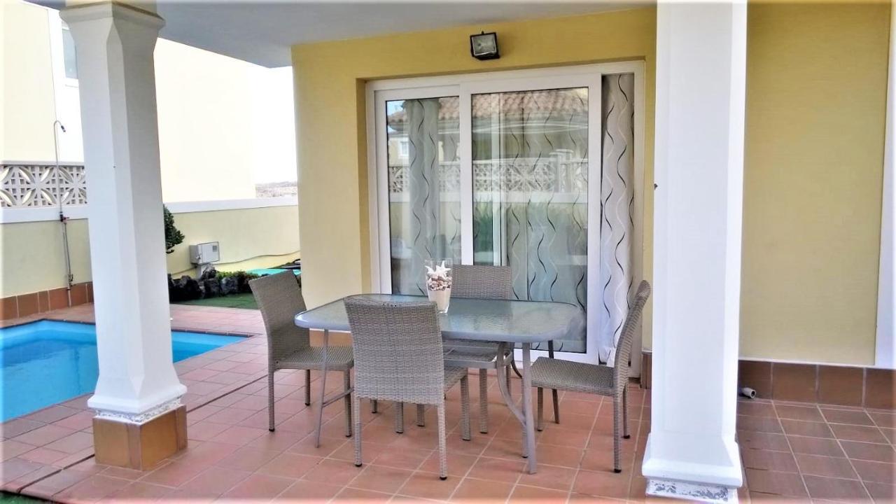 Villa Rosa *