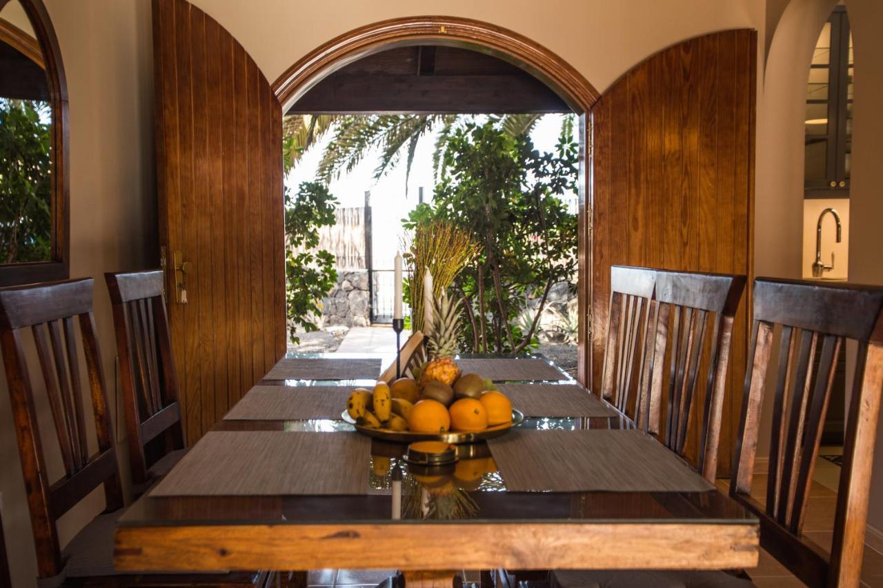 Casa Perla - With Big Garden And Private Pool Pousada Corralejo