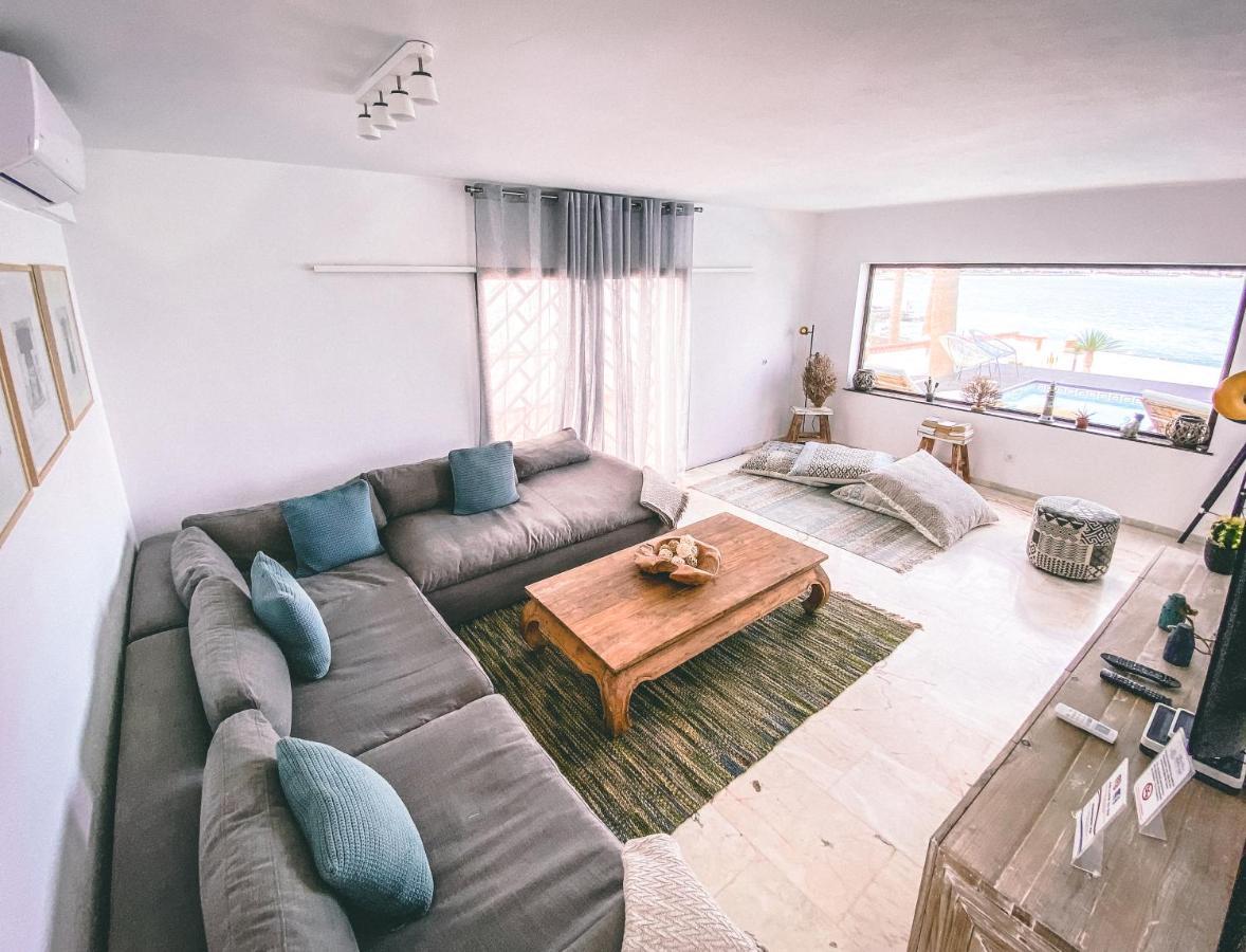 Villa Flamencos By Veaco- Beachfront & Pool