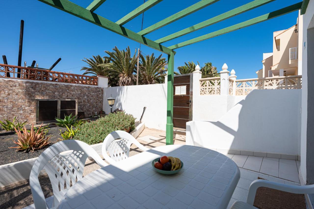 Homeforguest With Pool And Terrace 1 Min From The Apartment
