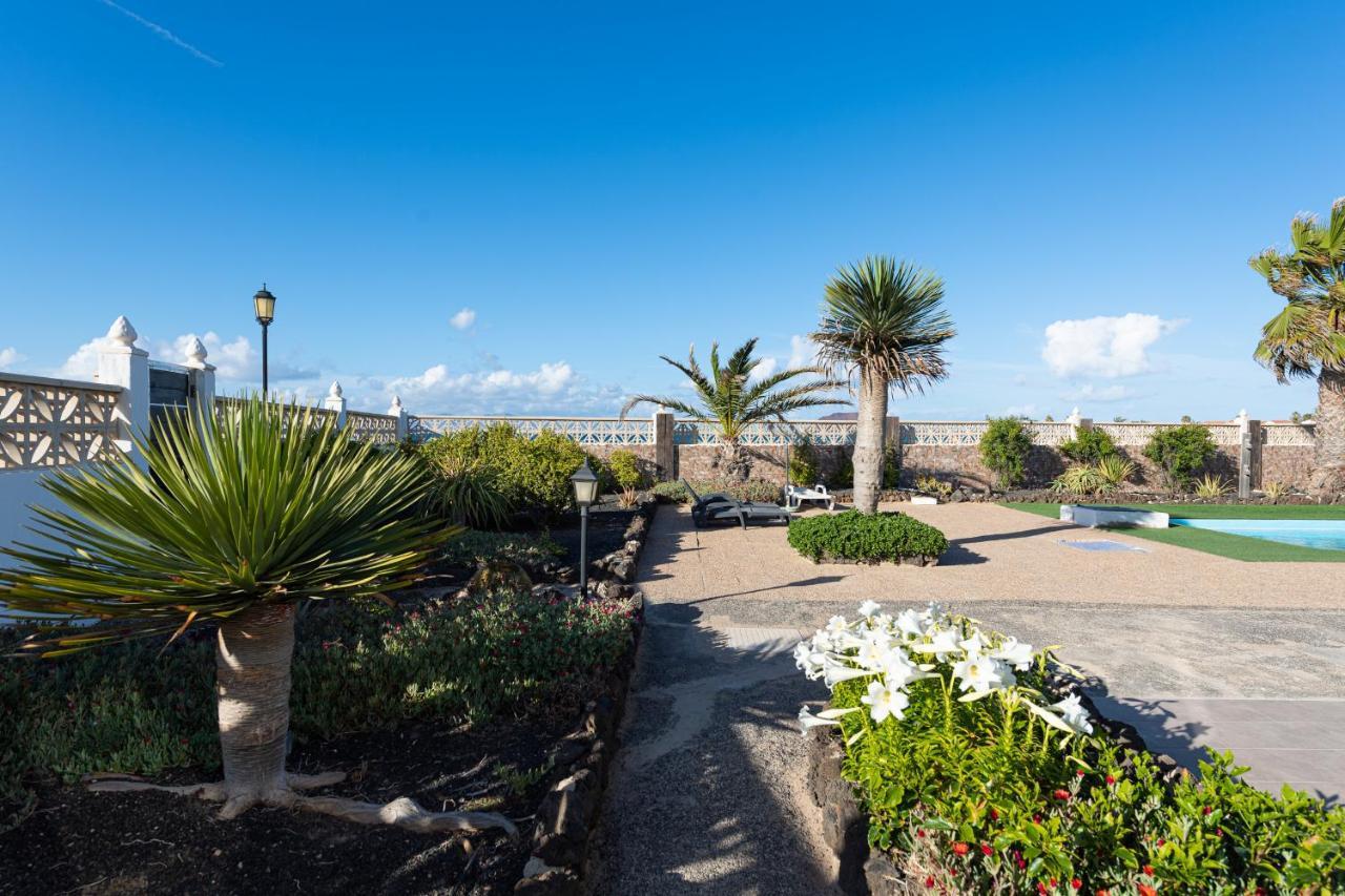 Homeforguest With Pool And Terrace 1 Min From The *