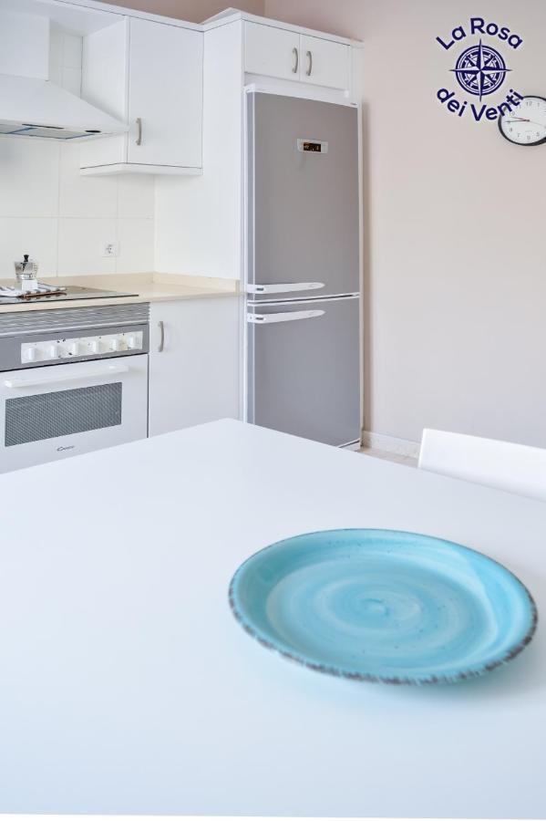 Rosa Dei Venti Sea View - 4 Persons - Wifi Free Apartment *