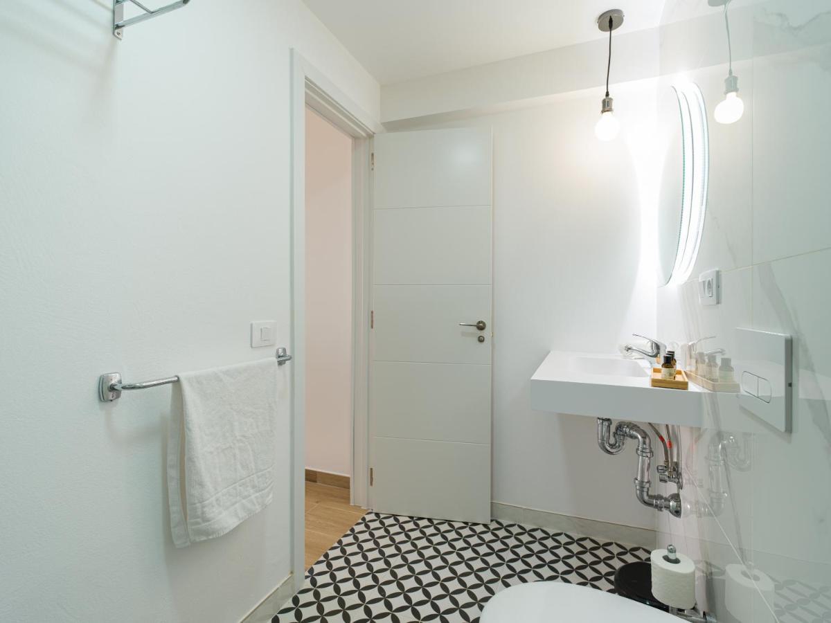 Homeforguest Moderno En