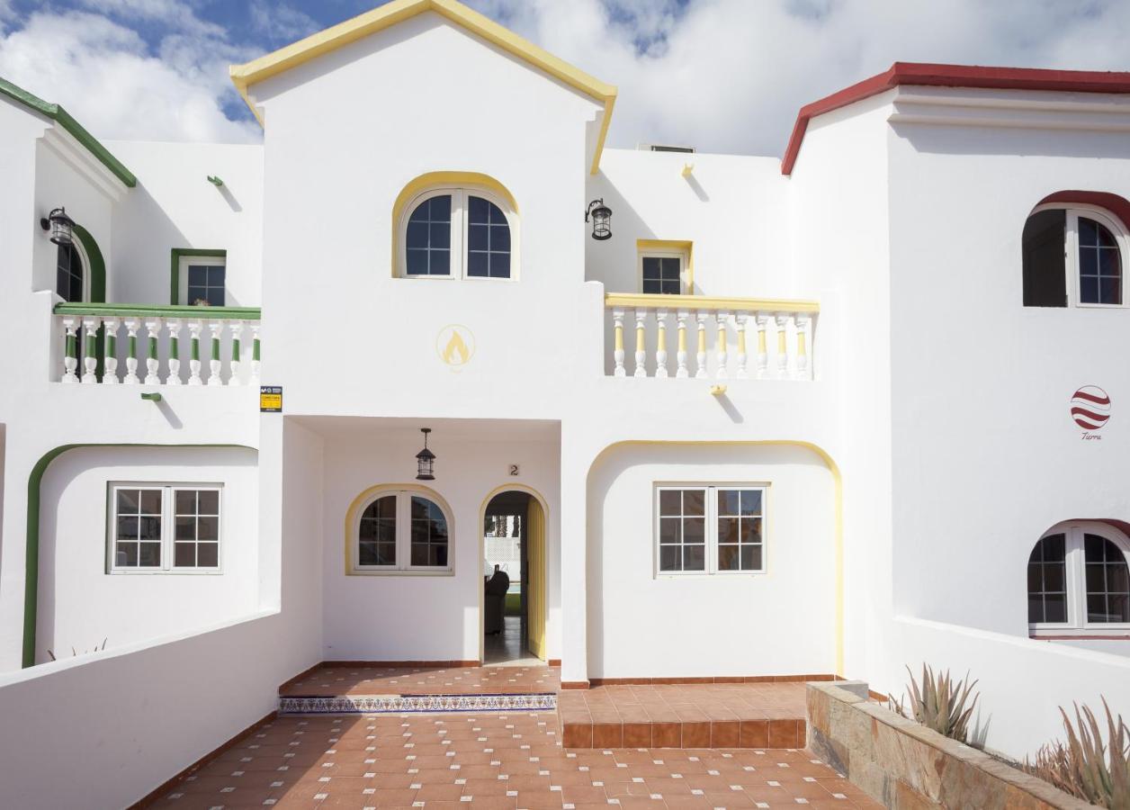 Galera Boutique Art With Private Pools, Free Wifi & Bbq, By Amazzzing Travel