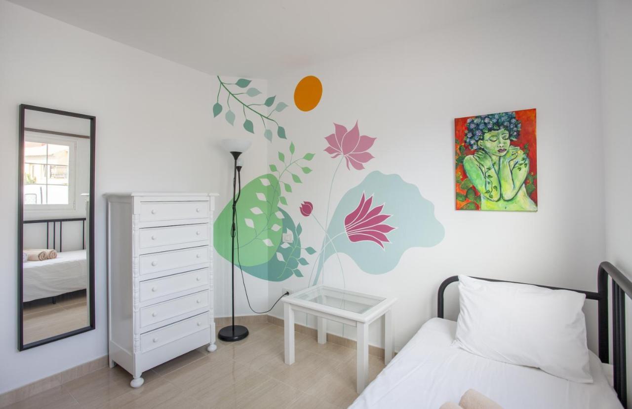 Villa Galera Boutique Art With Private Pools, Free Wifi & Bbq, By Amazzzing Travel