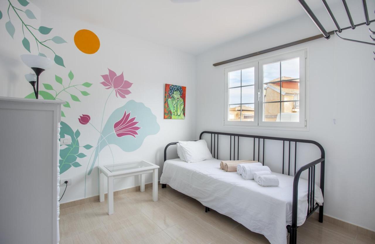 Villa Galera Boutique Art With Private Pools, Free Wifi & Bbq, By Amazzzing Travel *