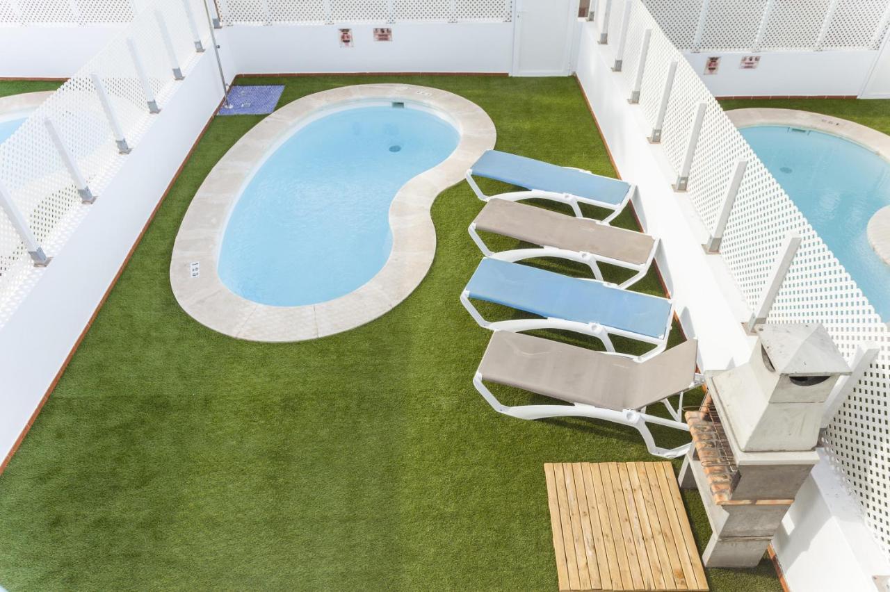 Galera Boutique Art With Private Pools, Free Wifi & Bbq, By Amazzzing Travel Villa