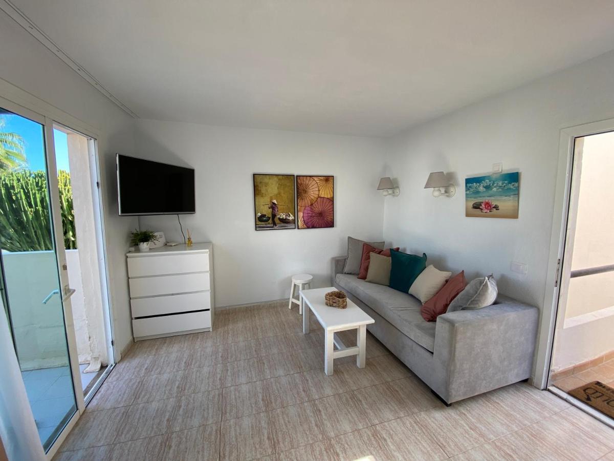 Apartment La Marina *