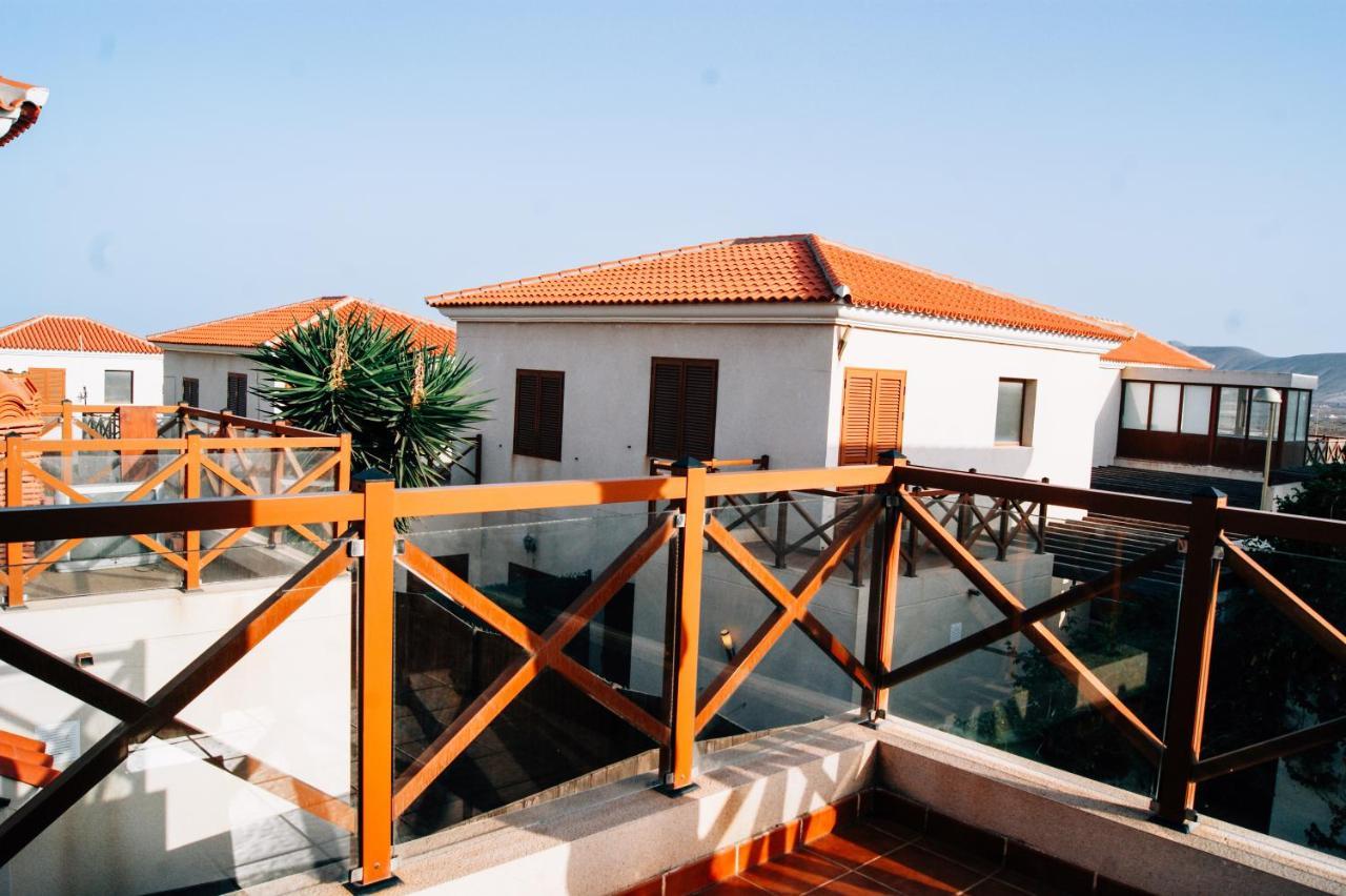Casa de férias Duplex Con Piscina Corralejo, Wi-fi *