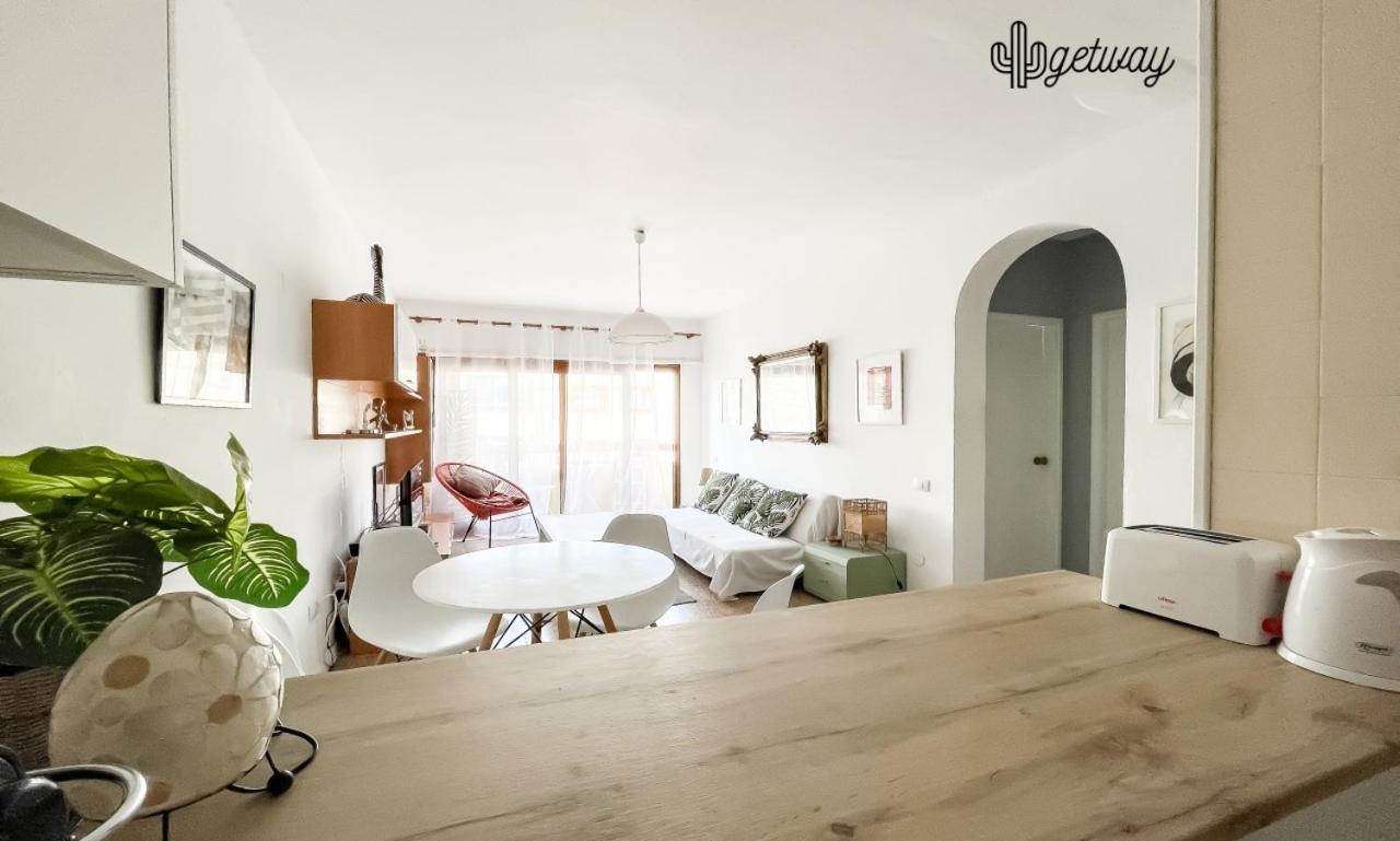 Apartment Getaway Town *