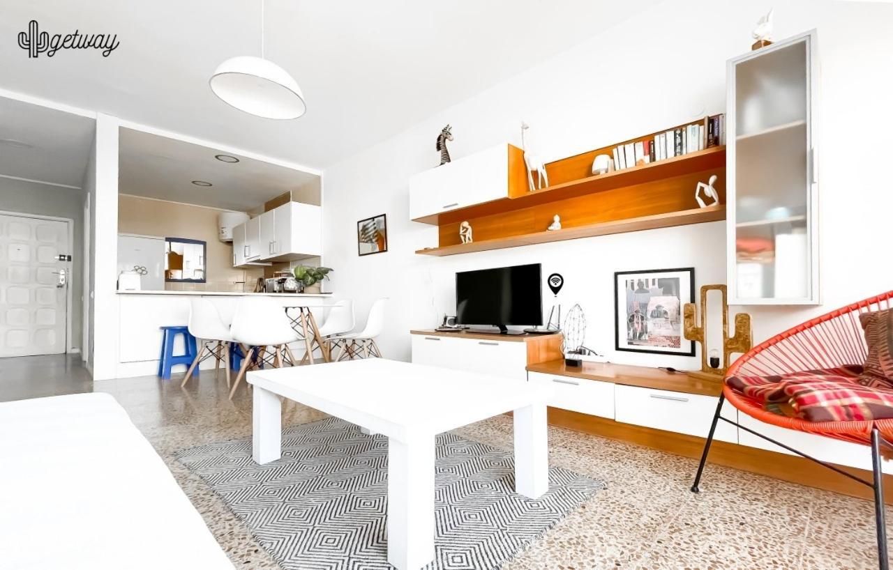 Apartment Getaway Town