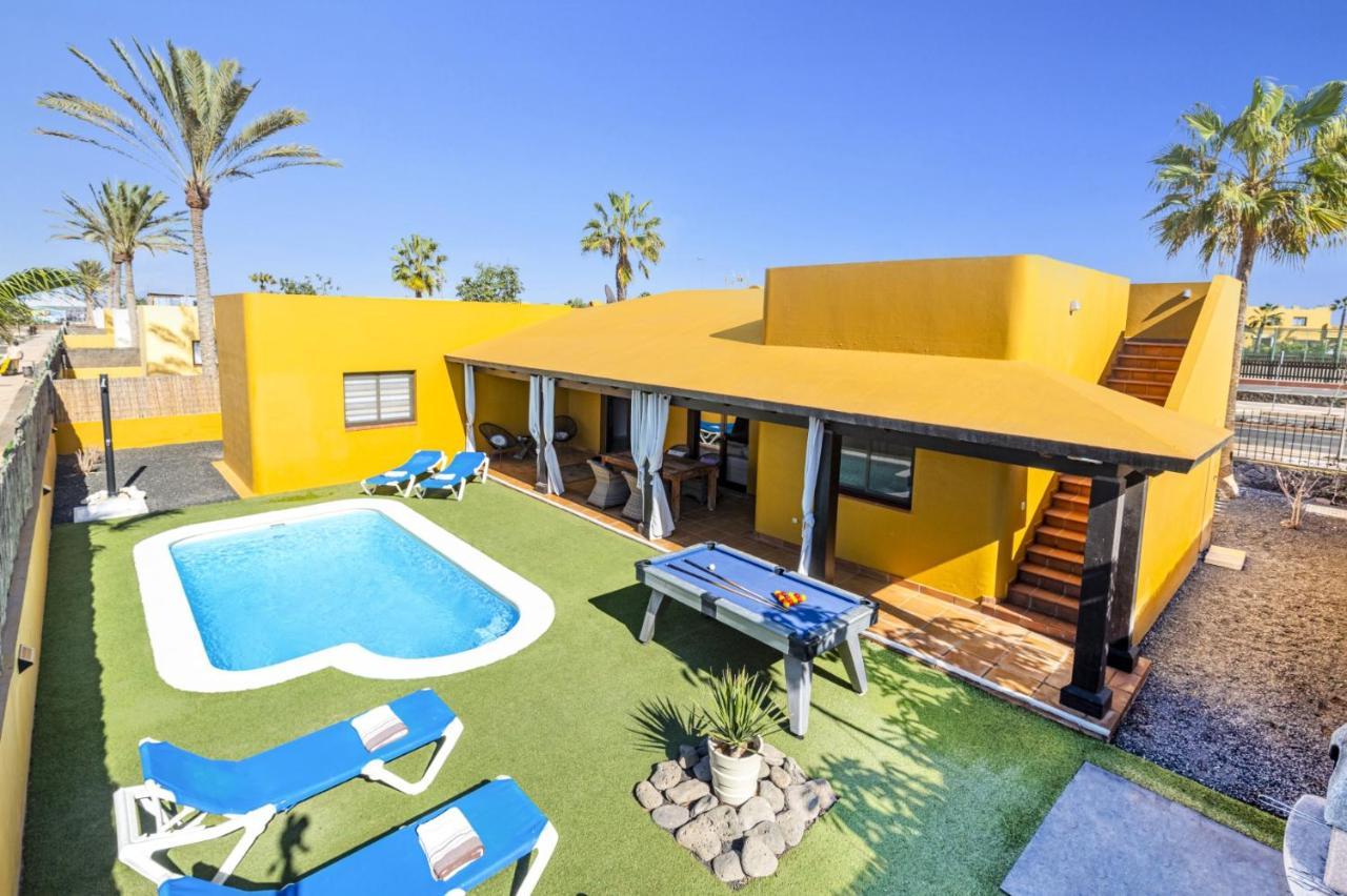 Papagayo Deluxe By *