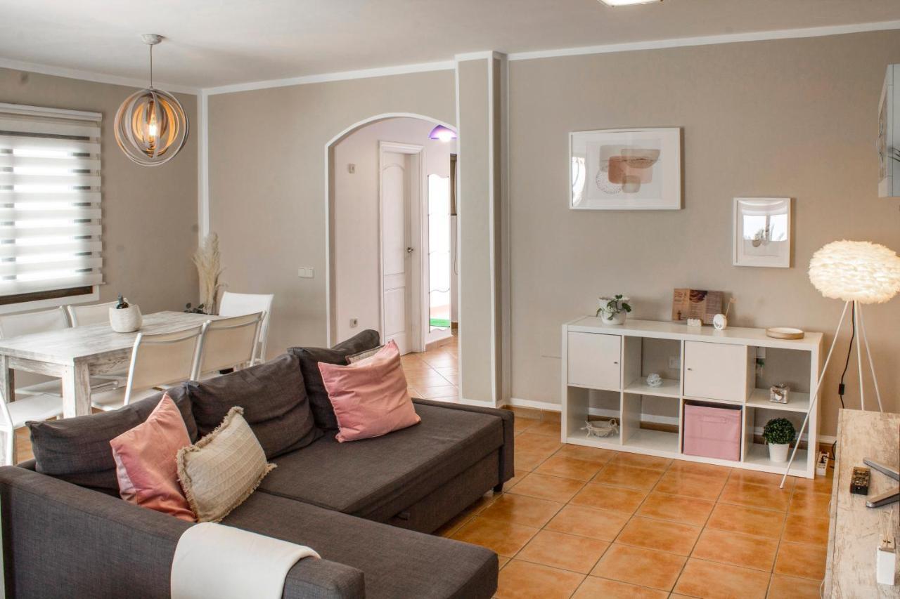 Sol Y Paz, Espacioso Jardin Y Aparcamiento Villa Corralejo