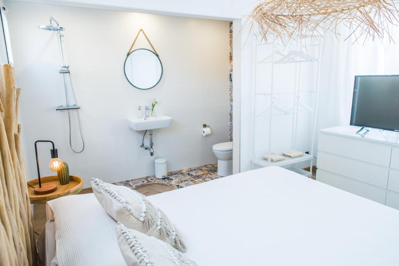 Luxury 'la Bonita' With Private Heated Pool, Bbq & Free Wifi- Suiteable For Familiesfriends Pousada *