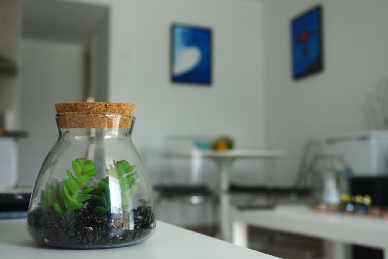 Blue Ocean Corralejo: Sunny Terrace, Pool, Wifi Apartment *