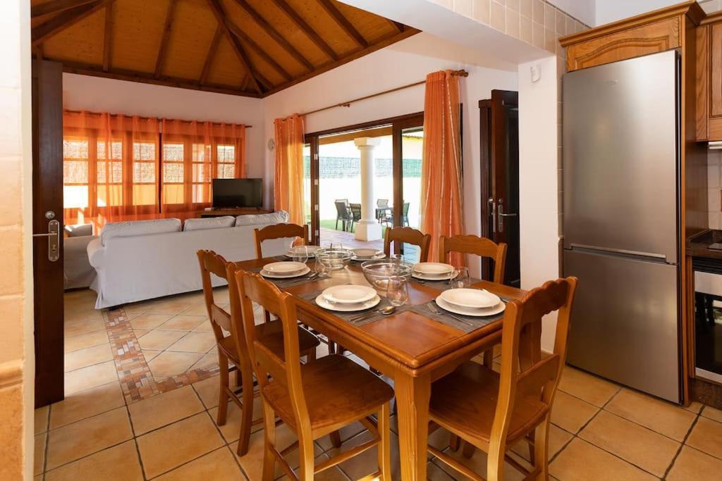 Helen - Heated Pool Wifi Smarttv Barbecue Villa