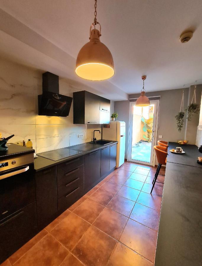 Apartment Casa Zalla 110m2, 200m2 Garden, Pool, 1gb Wi-fi, Private Parking *